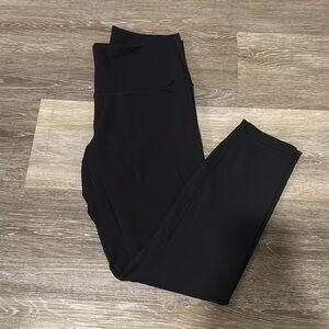 Size 10 Wunder Under Lululemon leggings